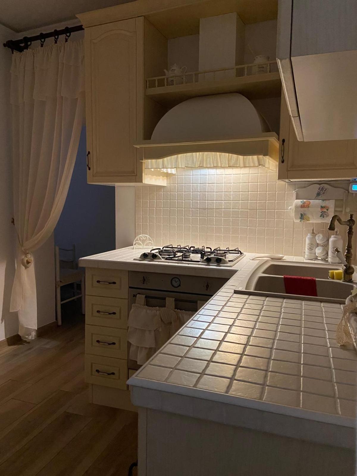 Le Stanze Del Castello Apartamento Ascoli Satriano Exterior foto